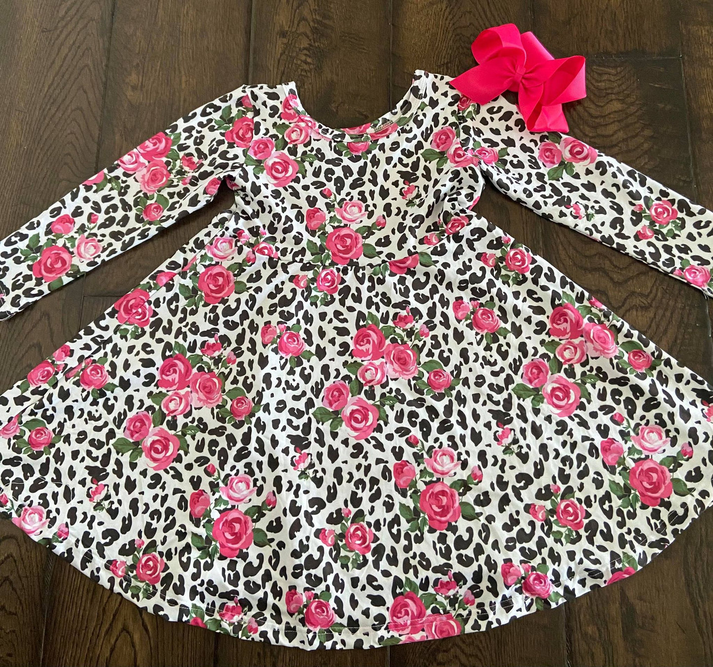 Harlie Bow, Bright Pink