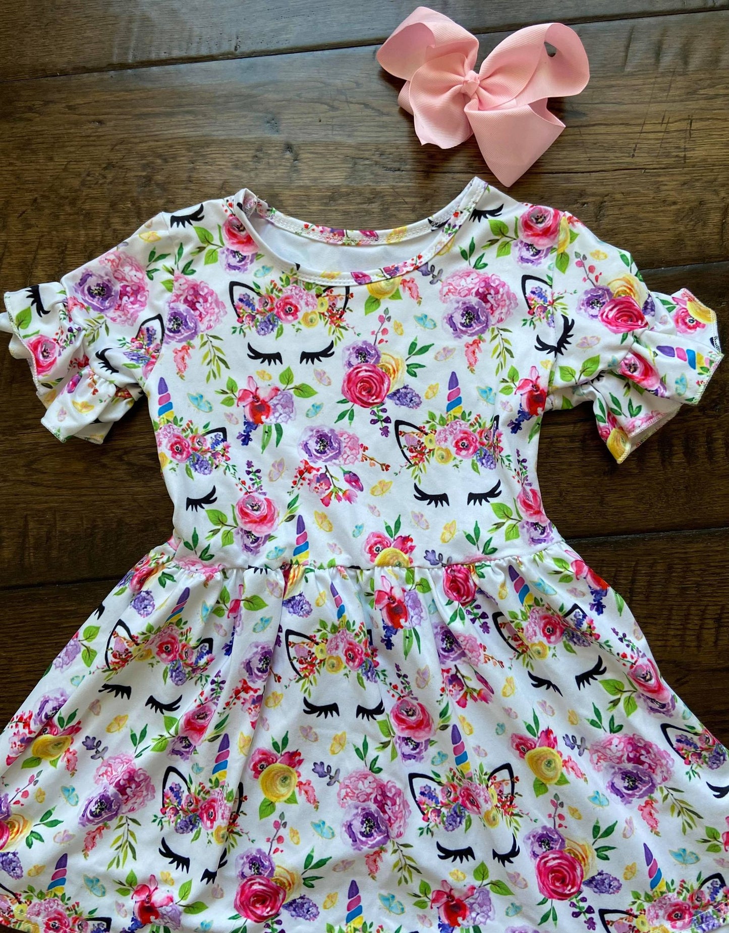 Harlie Bow, Pink